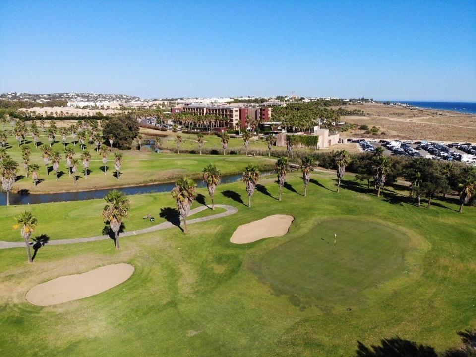 Ambassador Salgados Beach Suites Albufeira Luaran gambar